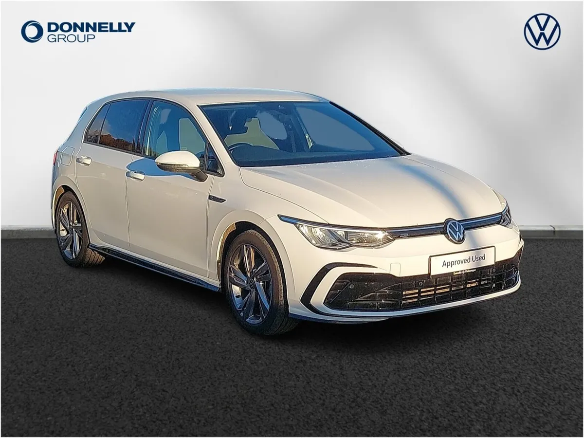 Volkswagen Golf Diesel Hatchback R-Line - Image 1
