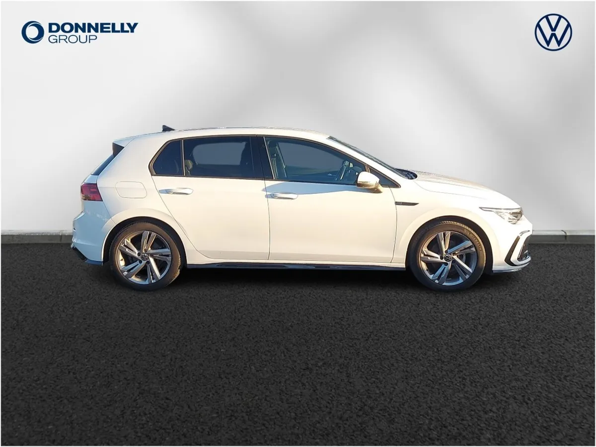 Volkswagen Golf Diesel Hatchback R-Line - Image 4