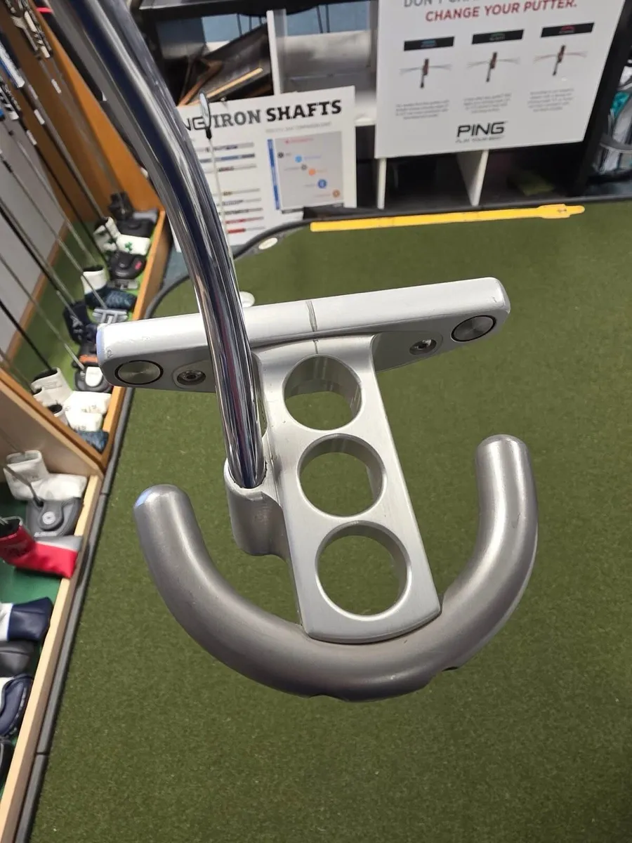 Scotty Cameron Futura Putter - Image 1