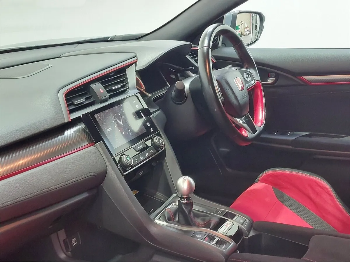 Honda Civic Hatchback Type R GT - Image 2