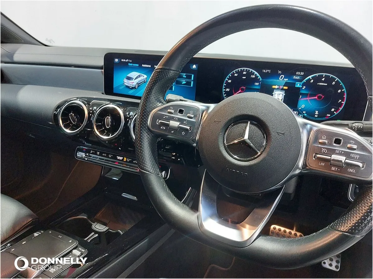 Mercedes-Benz CLA Class Cla Shooting Brake AMG Lin - Image 4