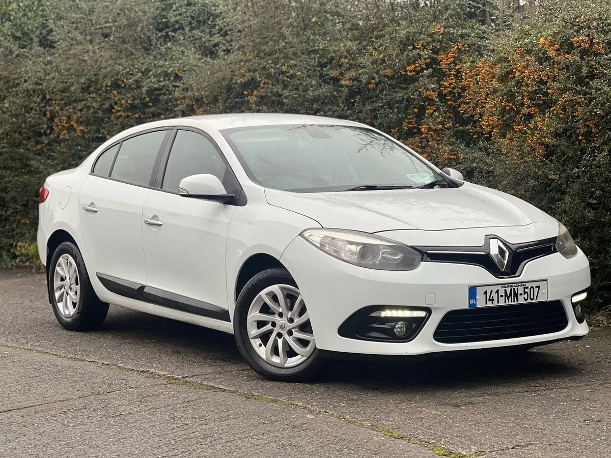 2014 Renault Fluence | NCT 03/26! Tax 02/26! - Image 1