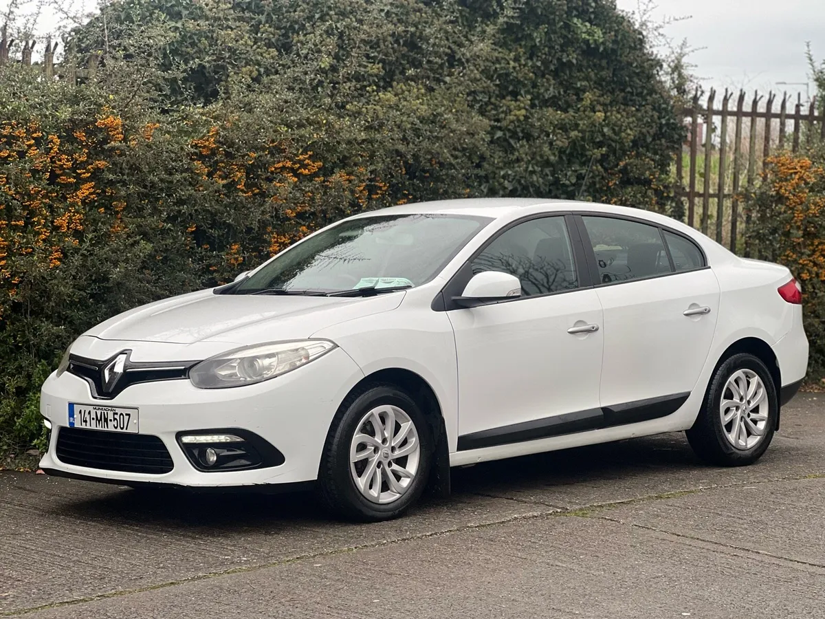 2014 Renault Fluence | NCT 03/26! Tax 02/26! - Image 4
