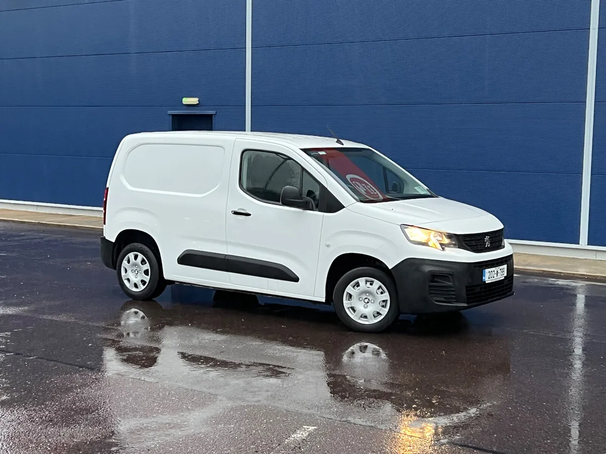 Peugeot Partner 2020 As new Vat invoice - Image 3