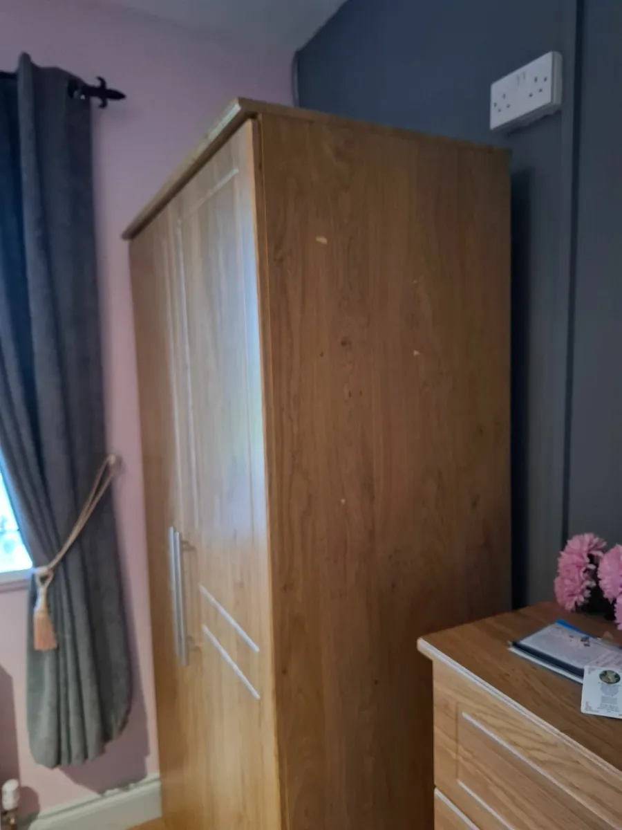 Bedroom  furniture - Image 2