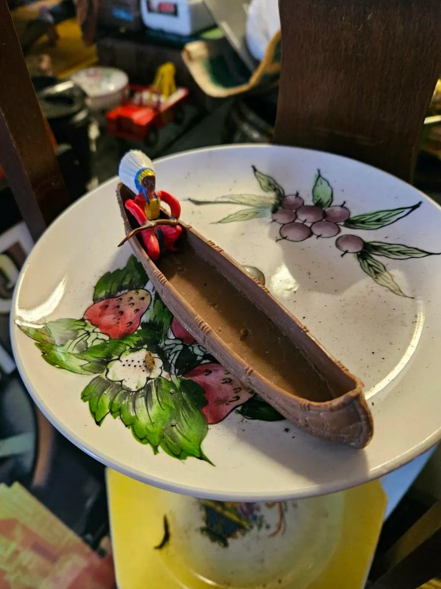 Britain's 1970's Canoe - Image 1