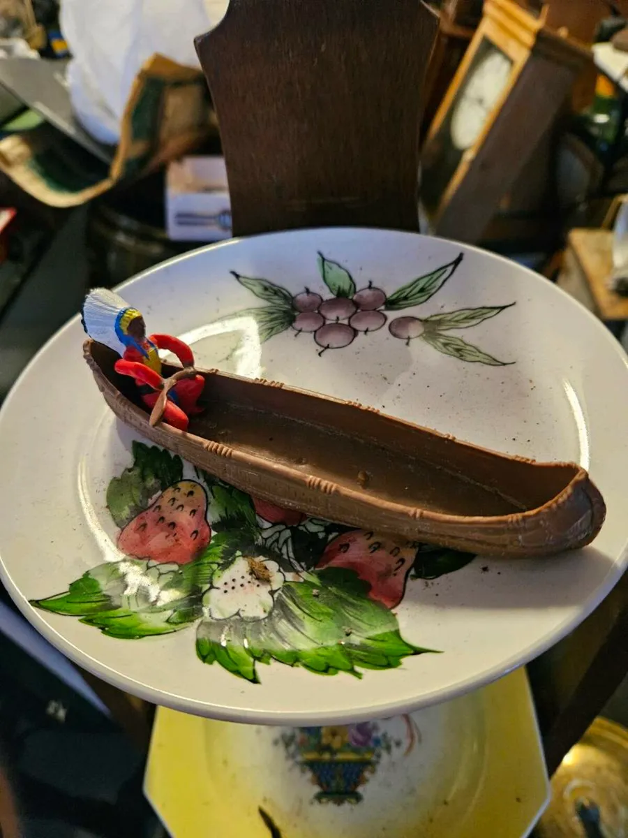 Britain's 1970's Canoe - Image 2