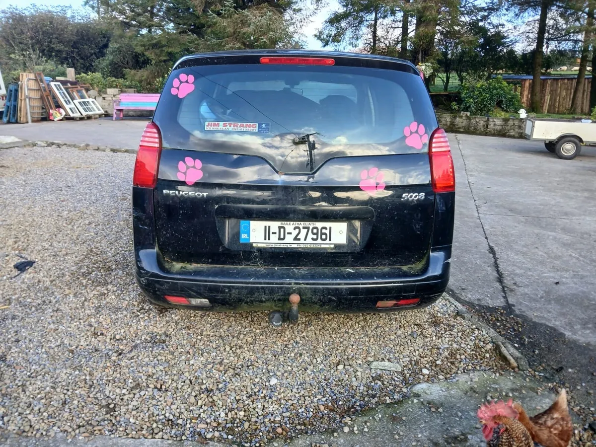 Peugeot 5008 - Image 1