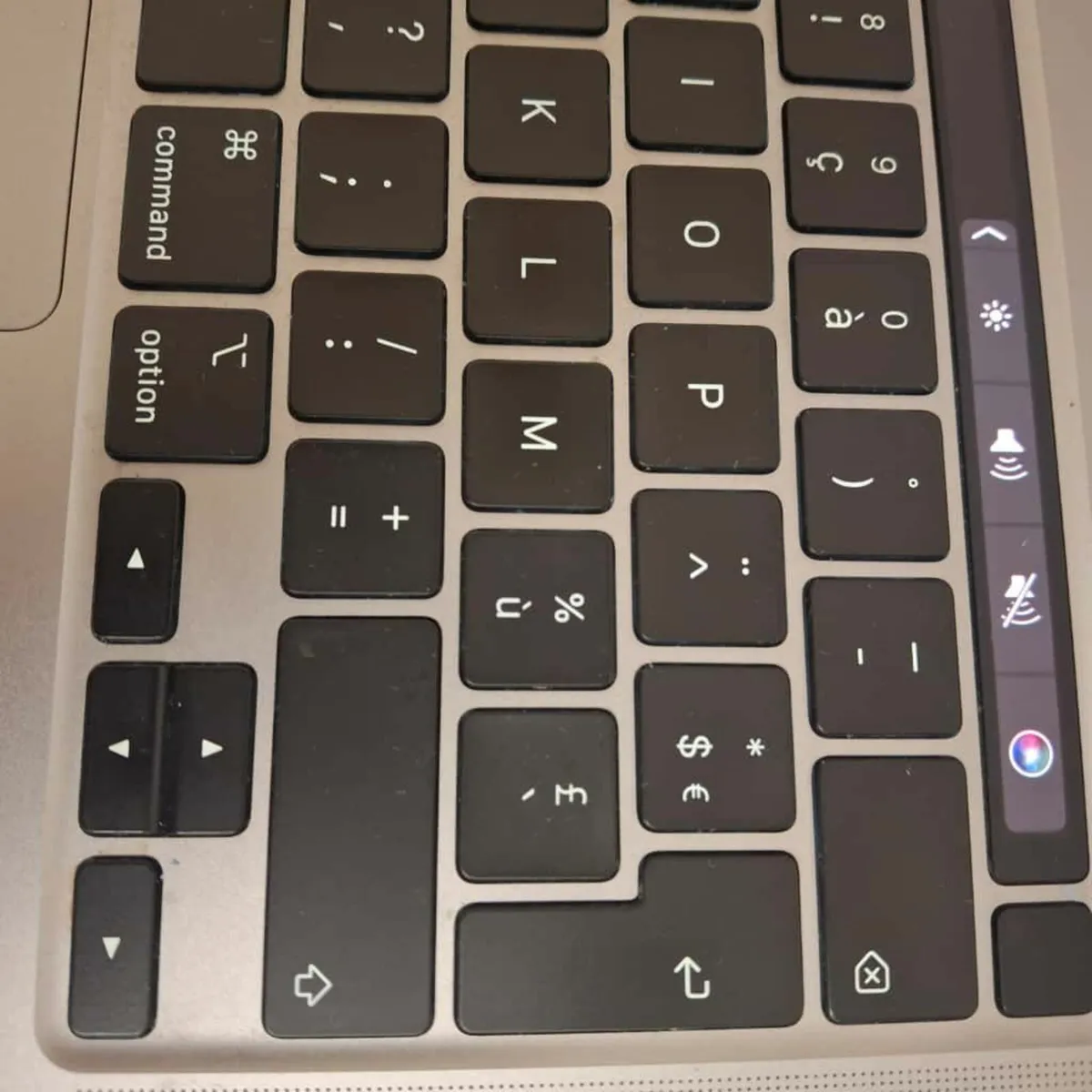 Apple MacBook Pro 13-inch (M1, 2020) | French Keyb - Image 4