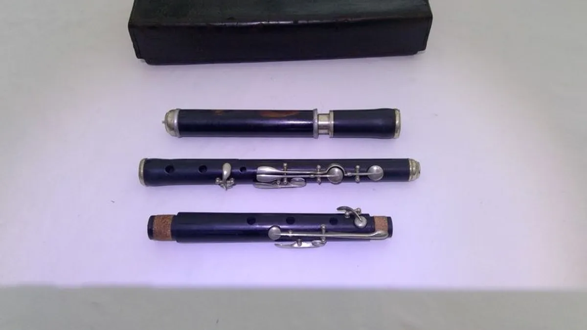 Wooden  Flute - Image 4