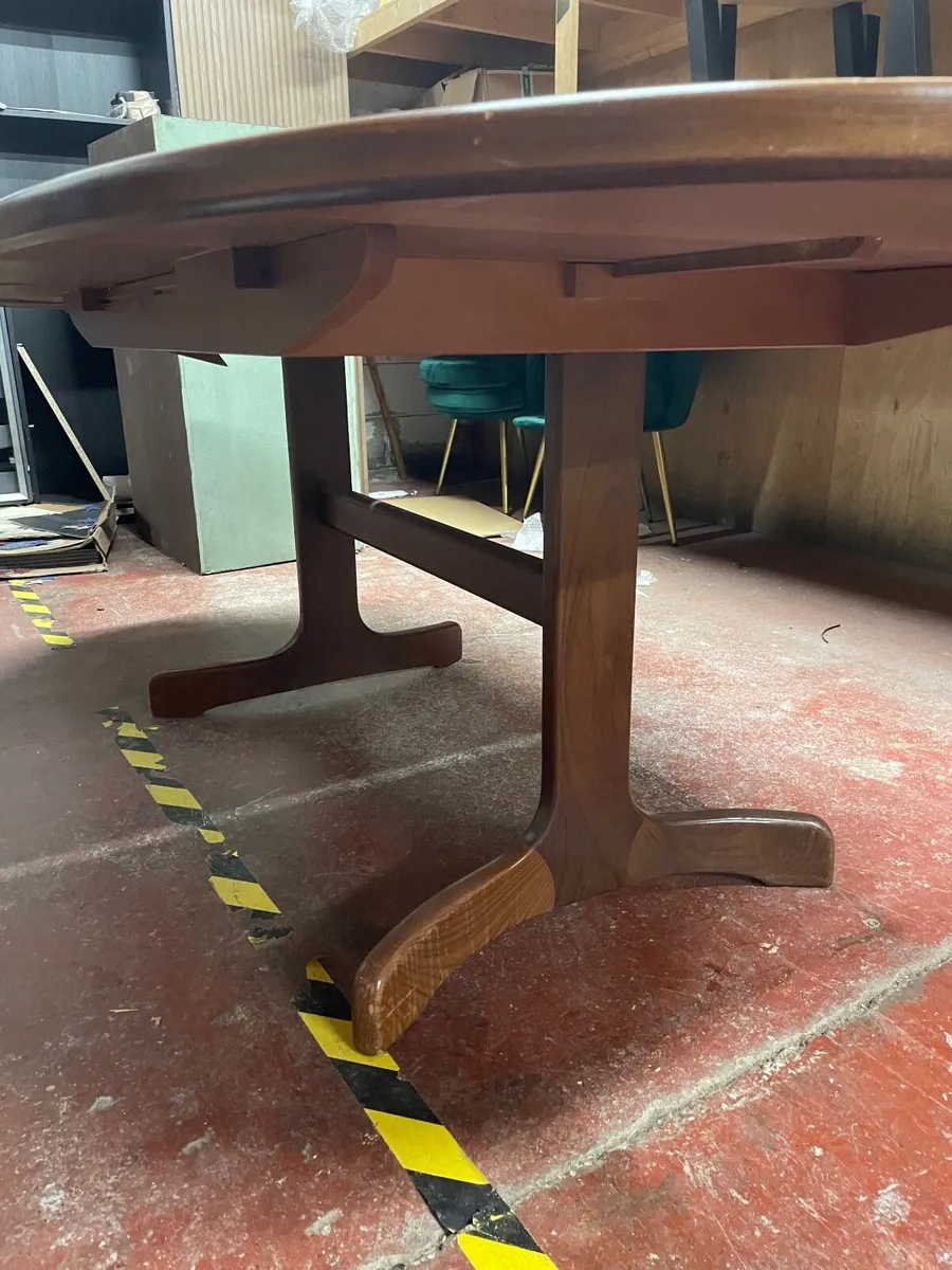 G plan table for sale - Image 2