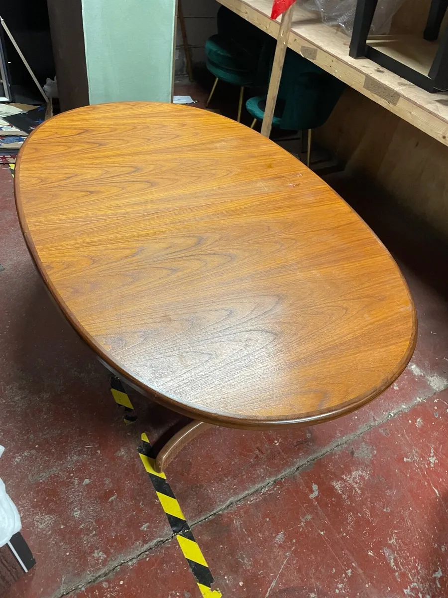 G plan table for sale - Image 1