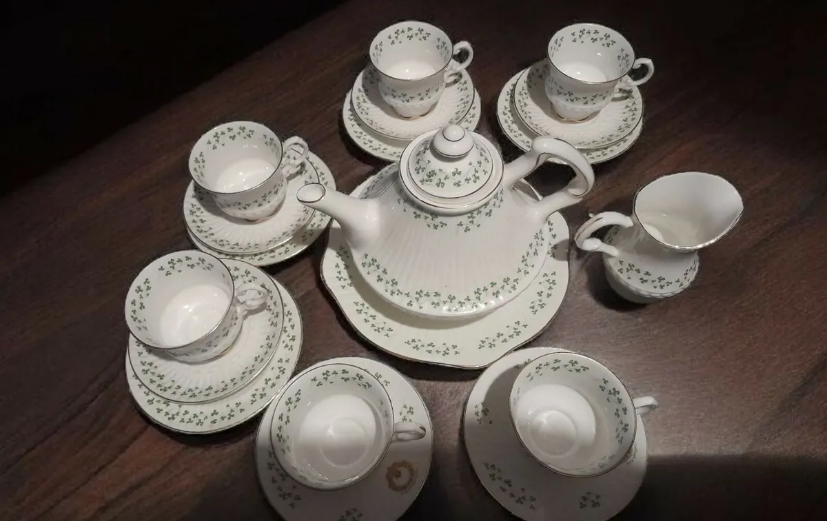 Royal Tara Shamrock ☘️ - Image 2