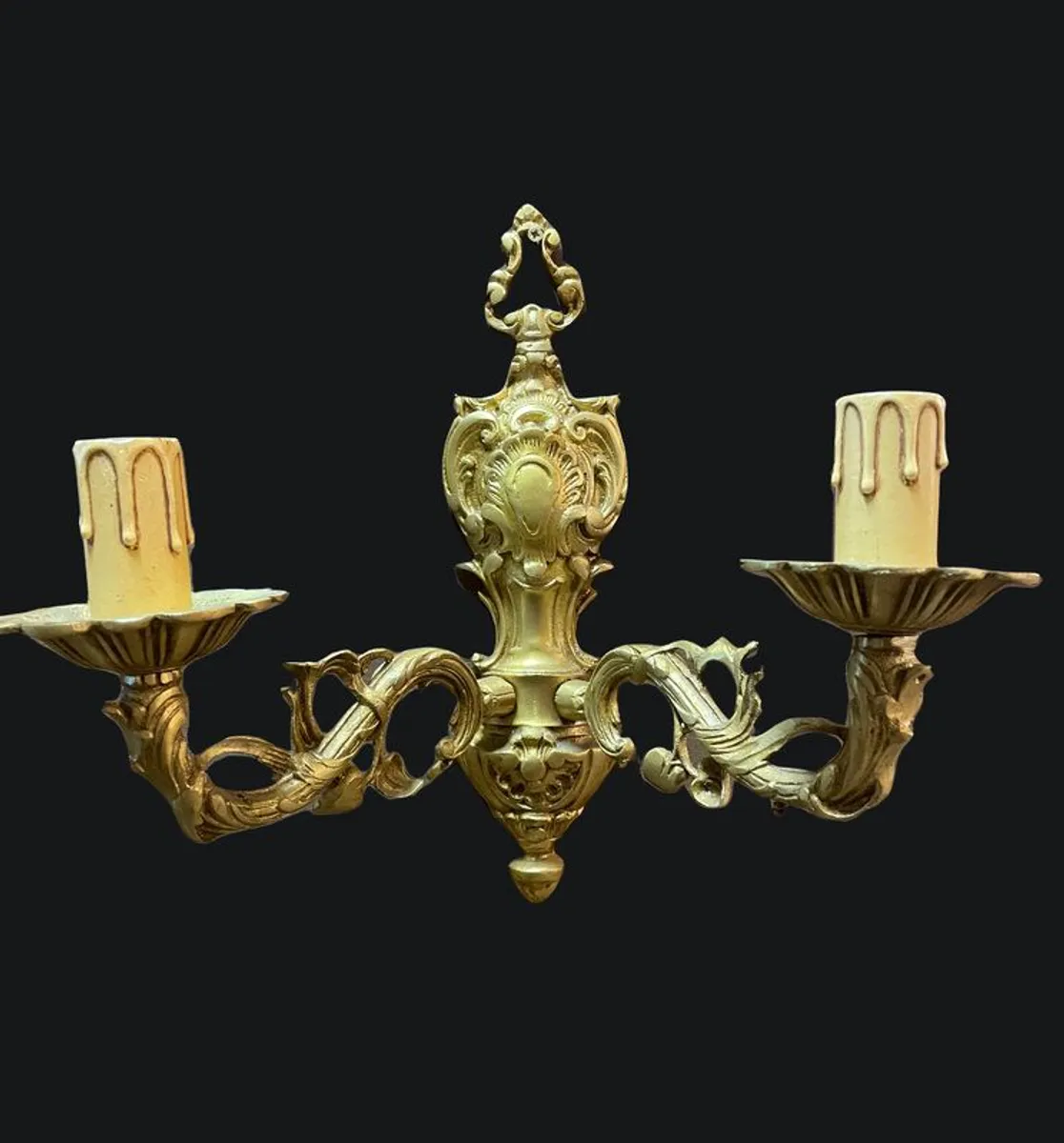 Pair of Elegant & Ornate French Wall Lights - Image 4
