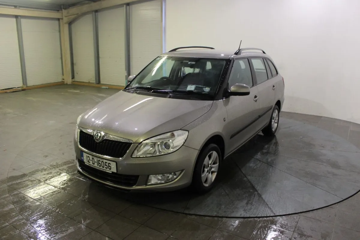 Skoda Fabia Ambition Combi 1.2 HTP 51kw 4DR - Image 4