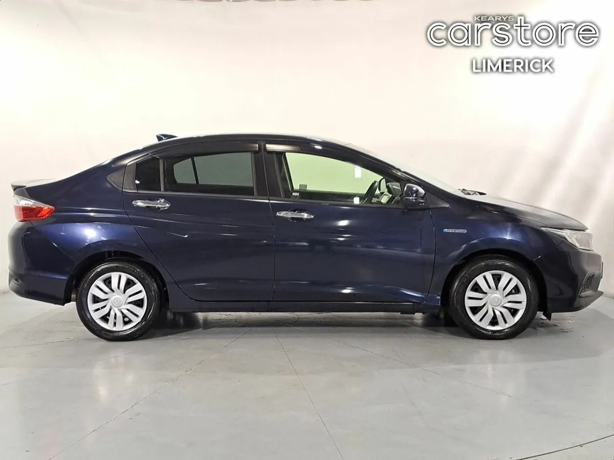 Honda Grace 1.5 PET HEV Auto **LOW MILEAGE** - Image 2