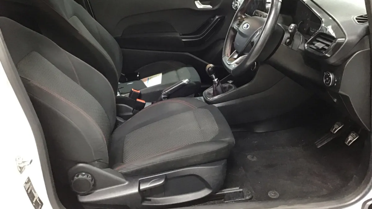 2019 Ford Fiesta 1.0 Petrol ST-LINE - Image 3