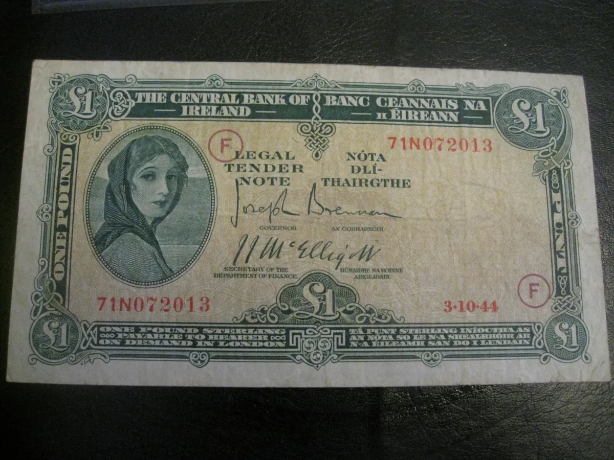 Lady Lavery 1 Pound War Code F - Various Prices - Image 3