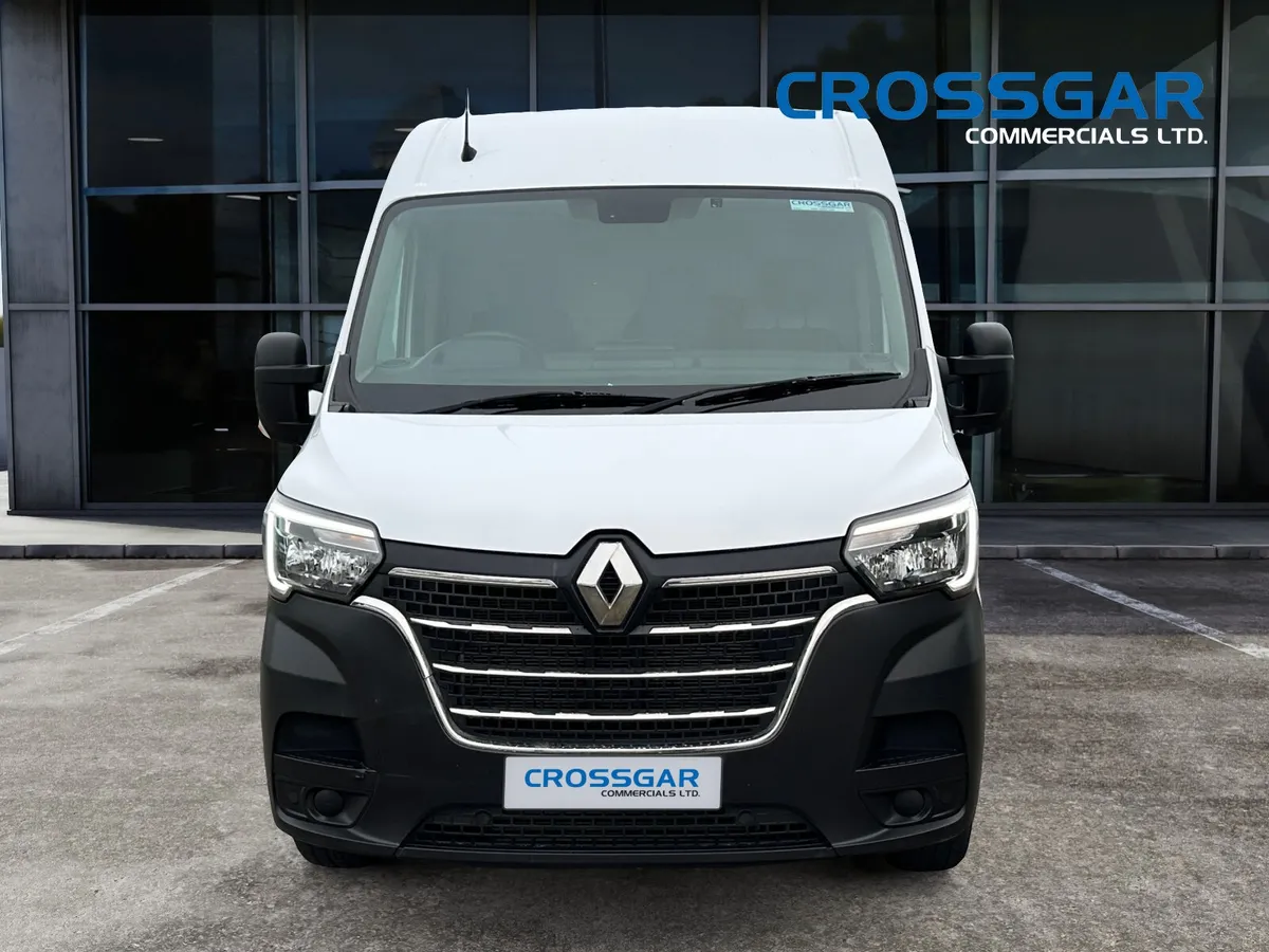 LWB AIR-CONDITIONING PARKING SENSORS ROOF RACK - Image 2