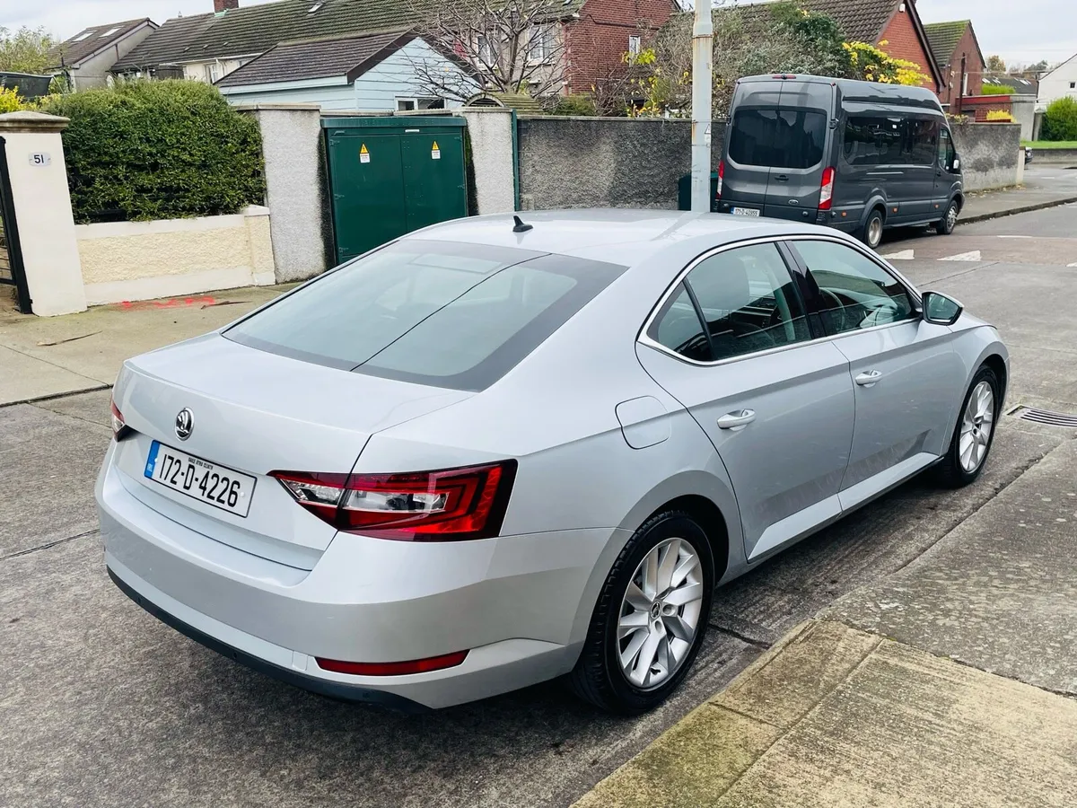 Skoda Superb Style NCT 7/27 - Image 4