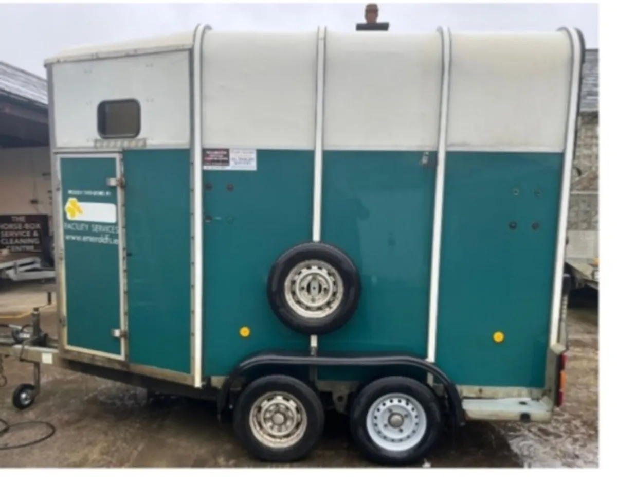 Ifor Williams 510 double Horse box - Image 2