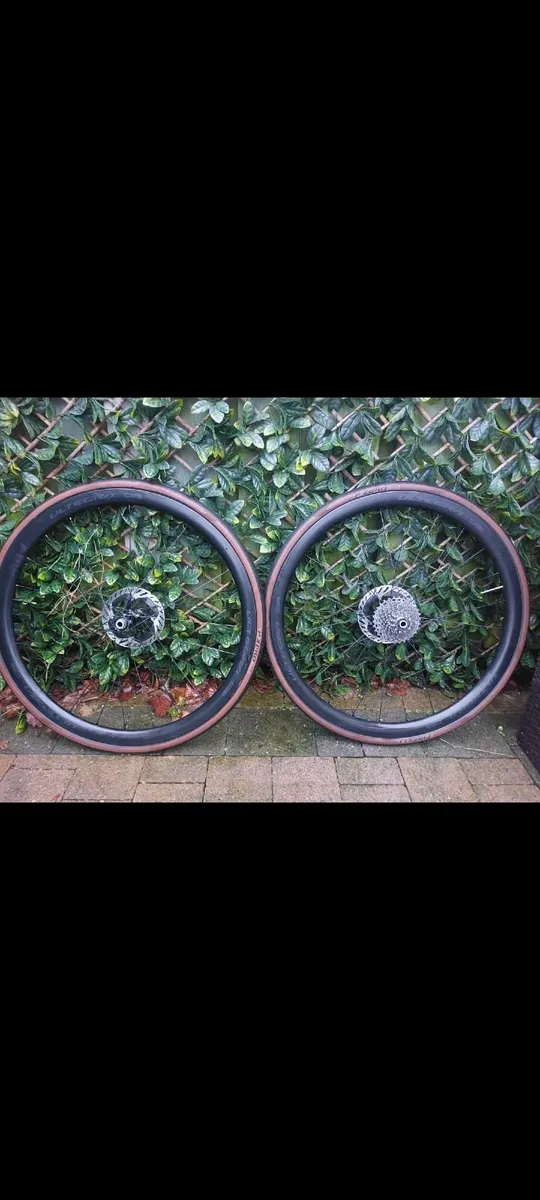 Carbon Road bike Wheels For Sale Liteweight - Image 1