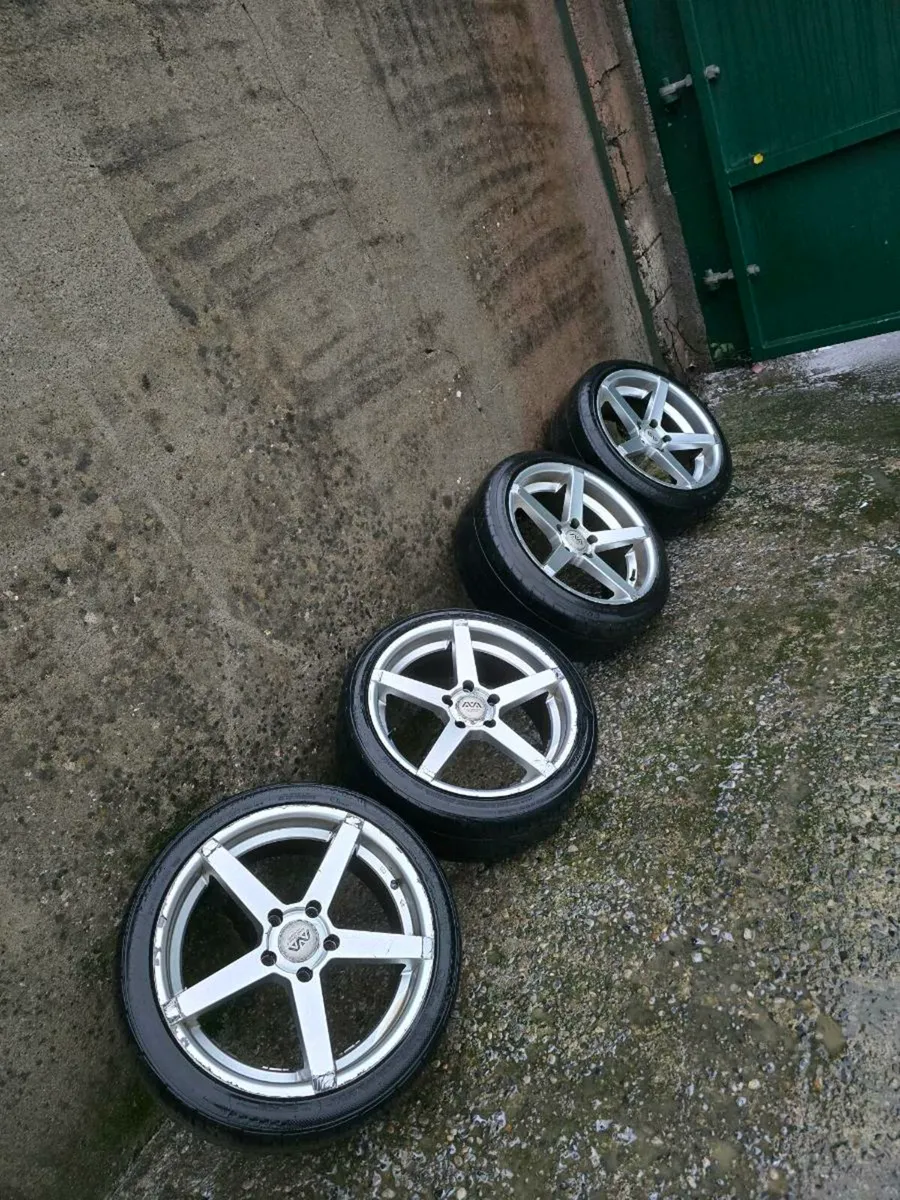 Ava miami 18 inch 5x120 staggered fitment - Image 1