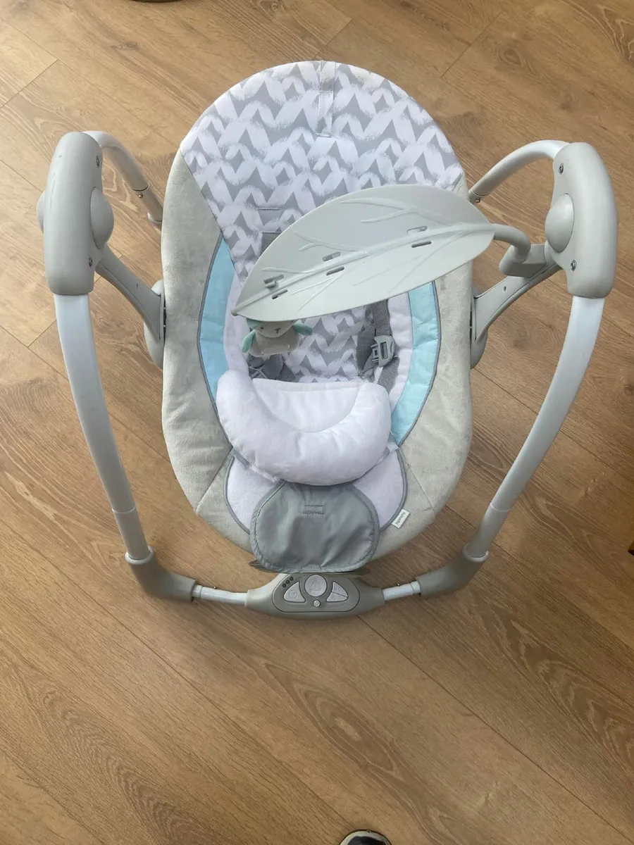 Baby swing - Image 2