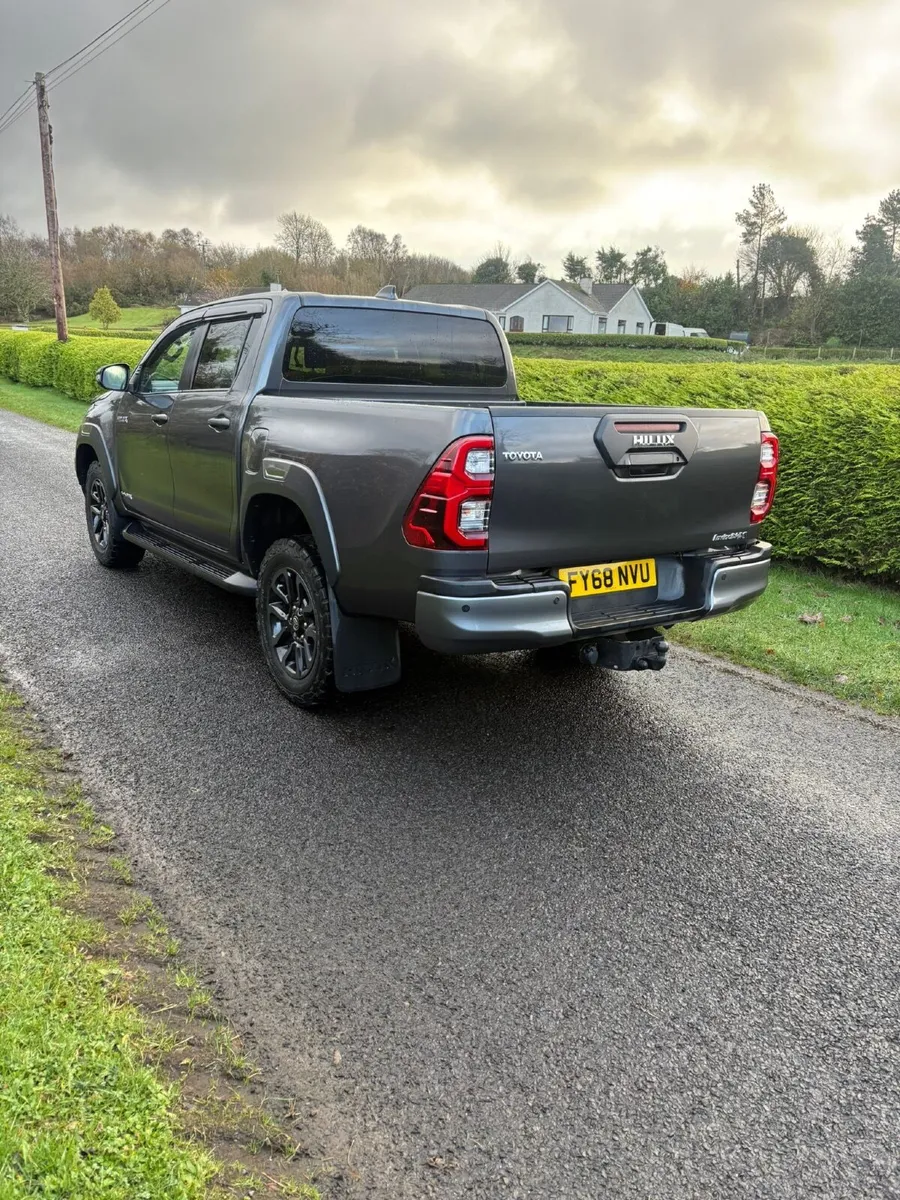 Toyota Hilux 2018 - Image 4