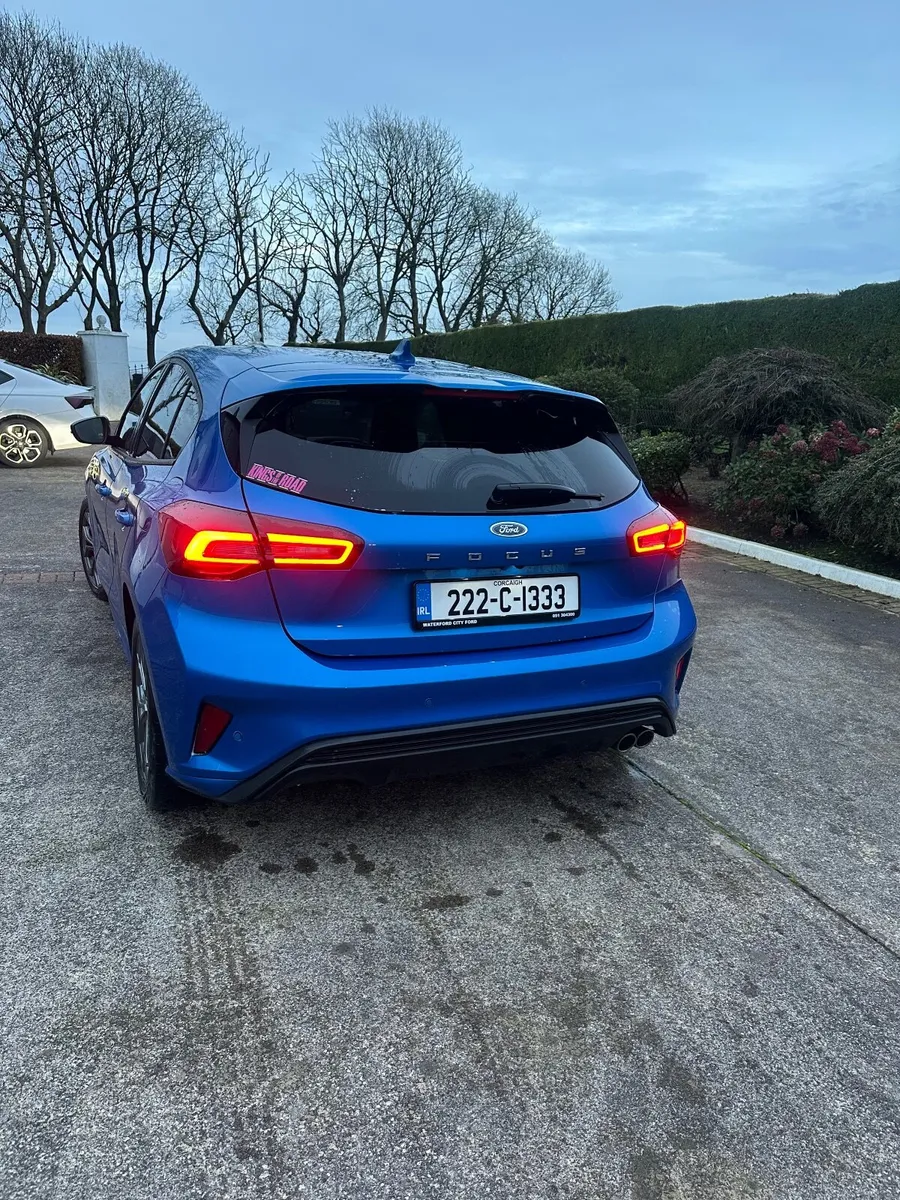 Ford Focus 2022 - Image 2