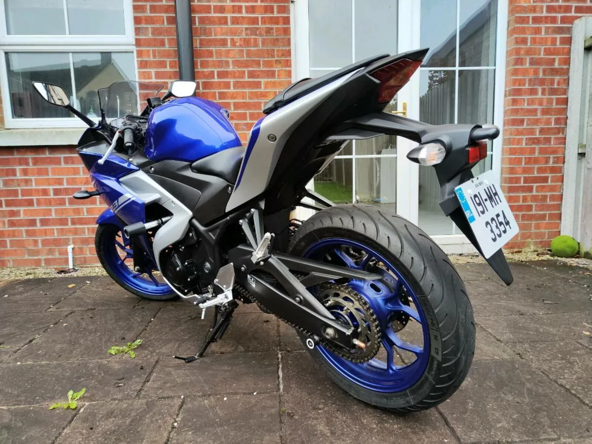 Yamaha R3 2019 - Image 3