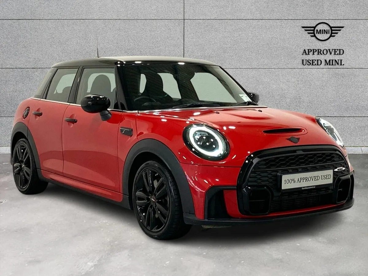 Mini Cooper 5-Door Cooper S Sport - Image 1