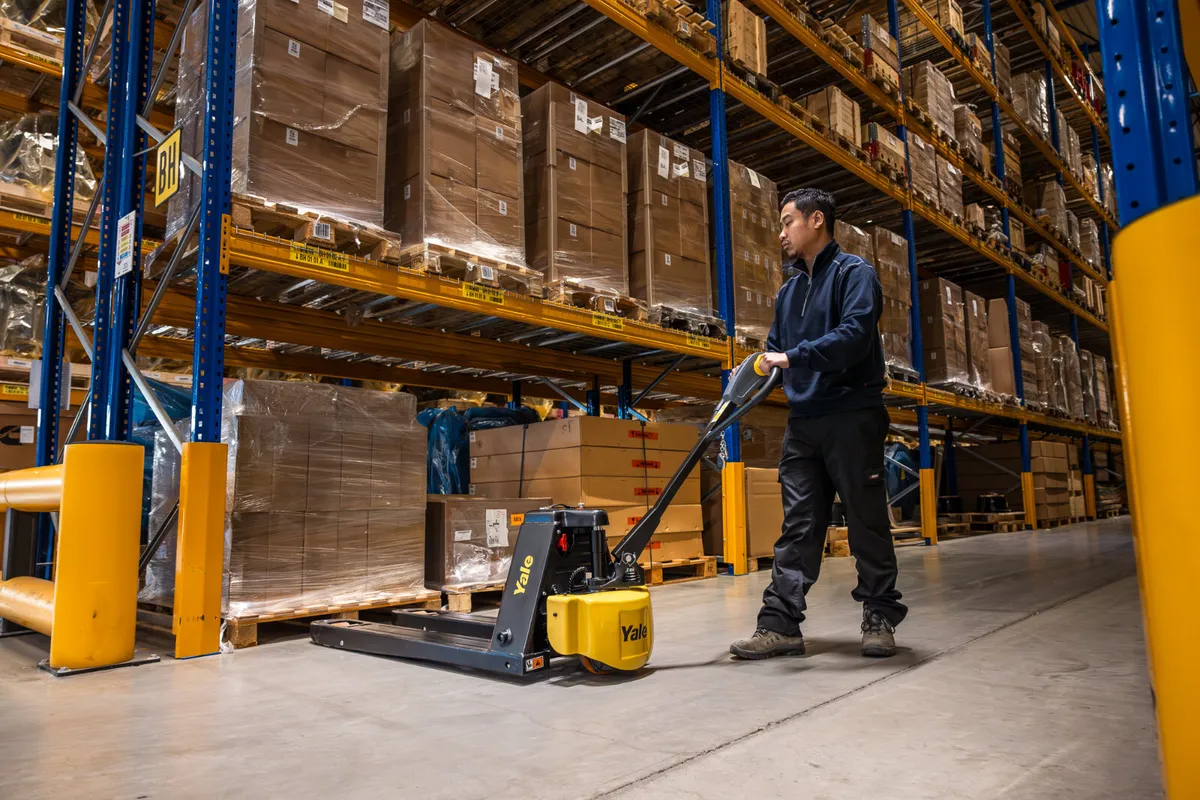 [2] Yale MPC15 Li-Ion Compact Pallet Truck - Image 1