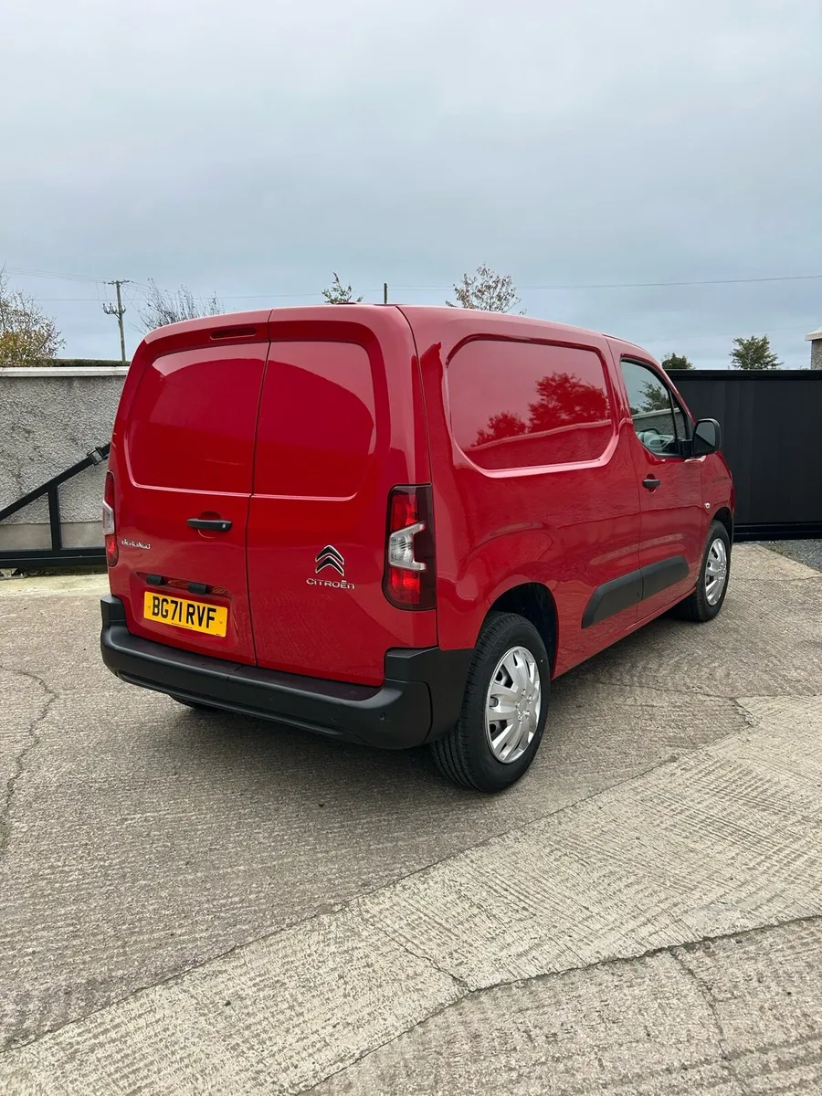 2021 Citroen Berlingo  — 1 Company Owner From New - Image 4