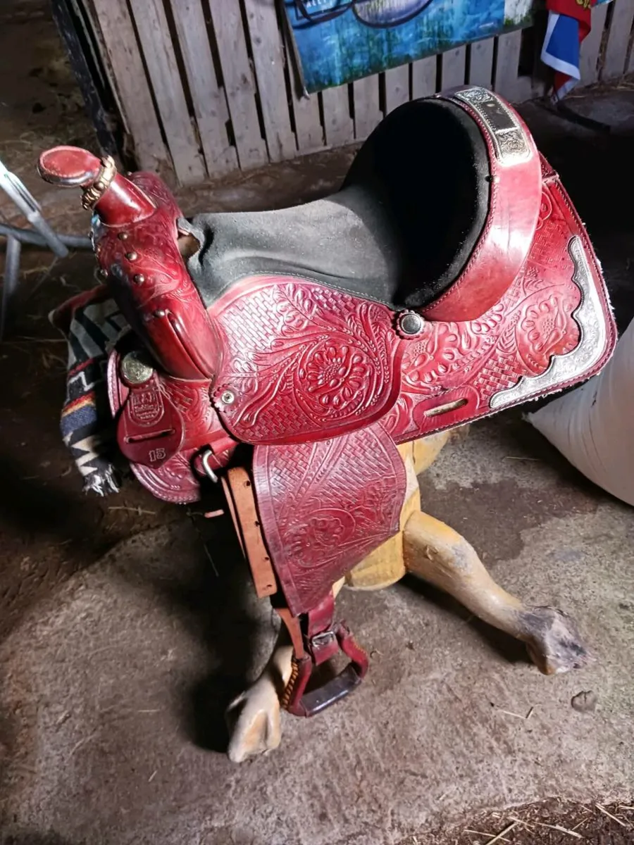 Western saddles - Image 4