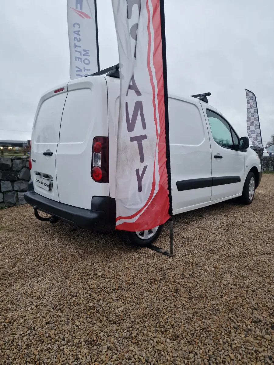 172 Citroen Berlingo Mint - Image 3