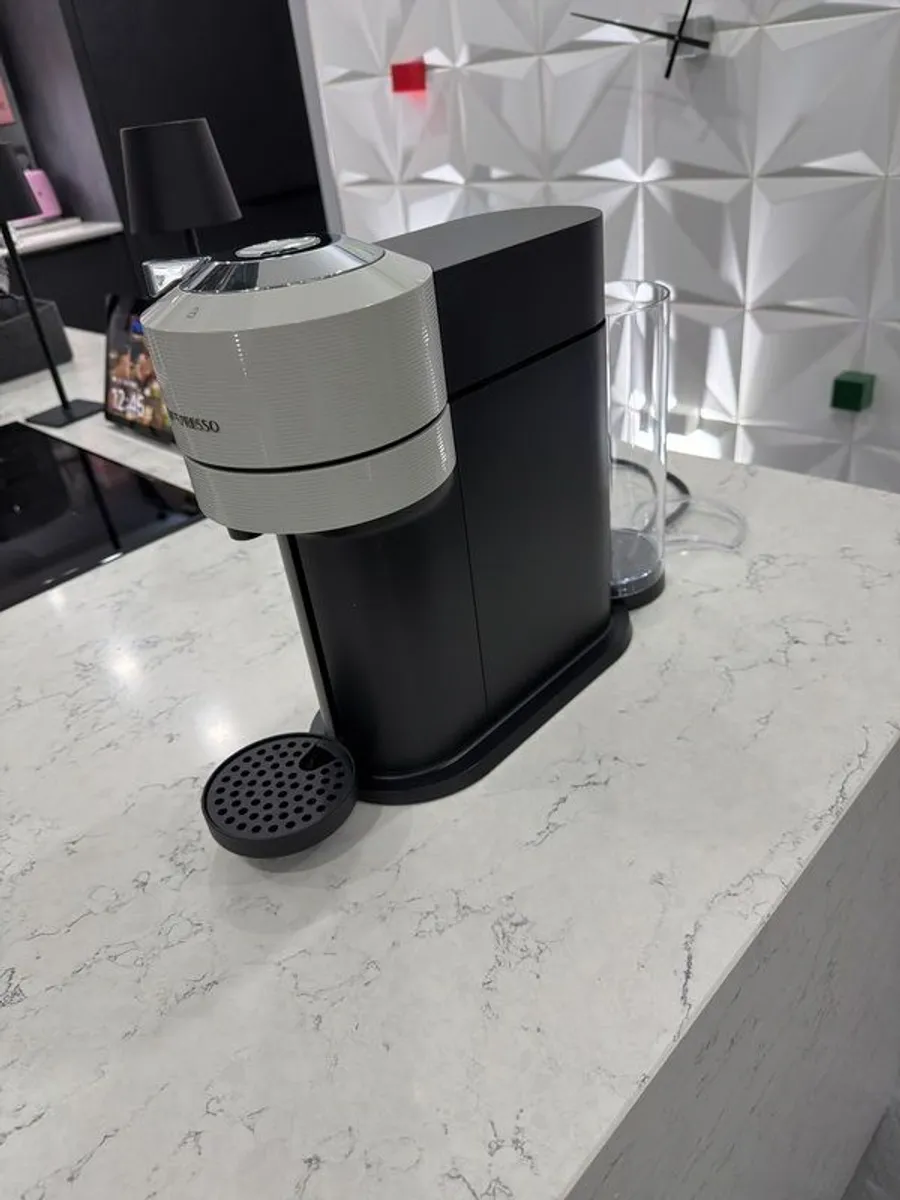 Nespresso Vertuo machine - Image 4