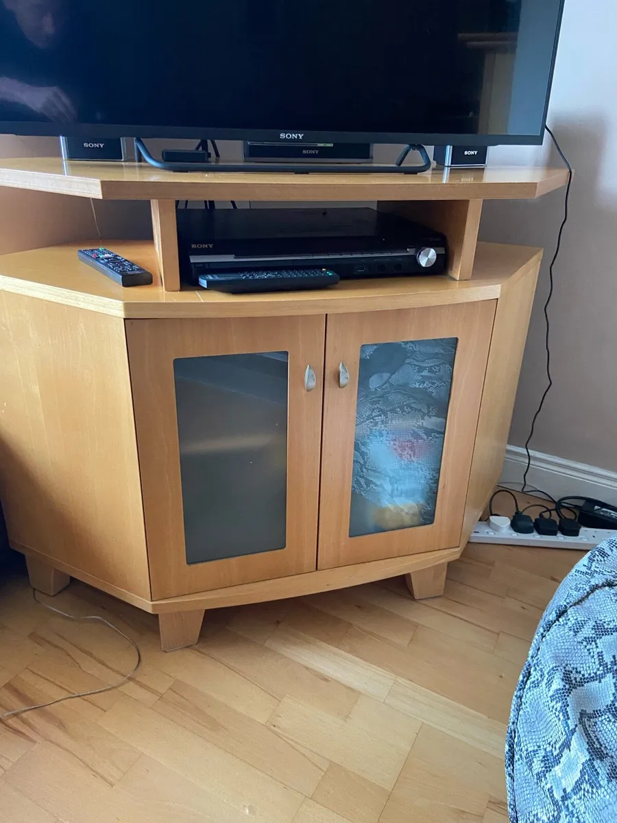 Beech TV corner unit - Image 1