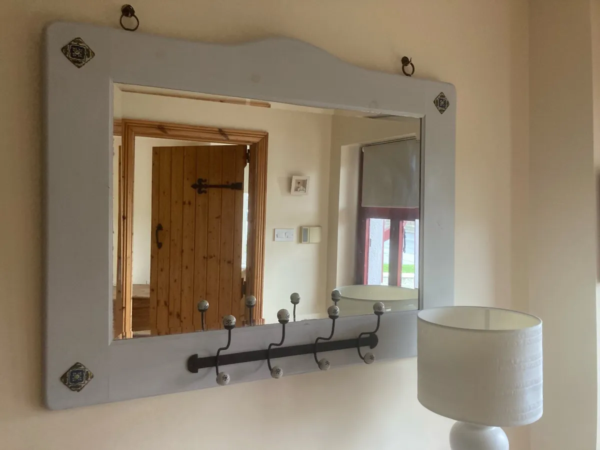 Hall table and matching mirror - Image 1