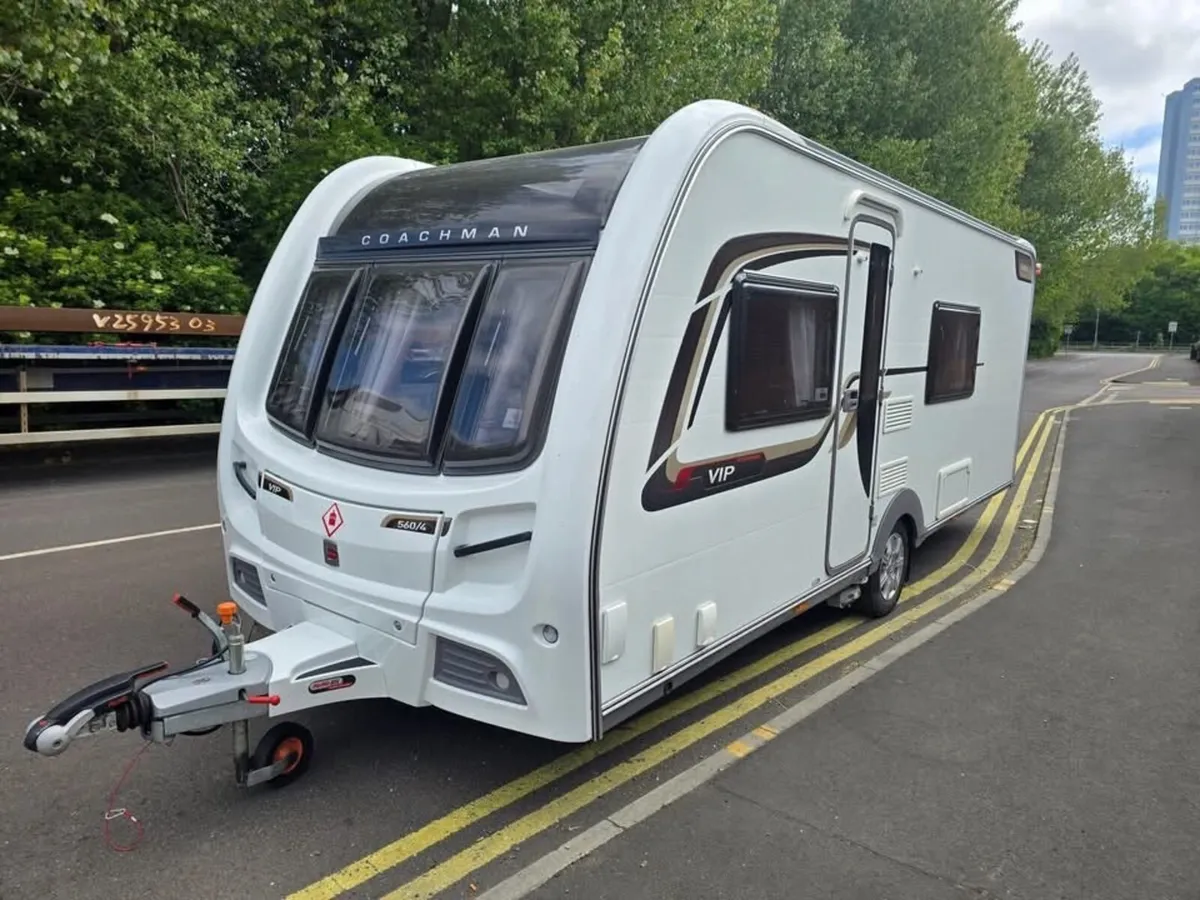 FIXED BED Coachman VIP 560/4 - Image 1