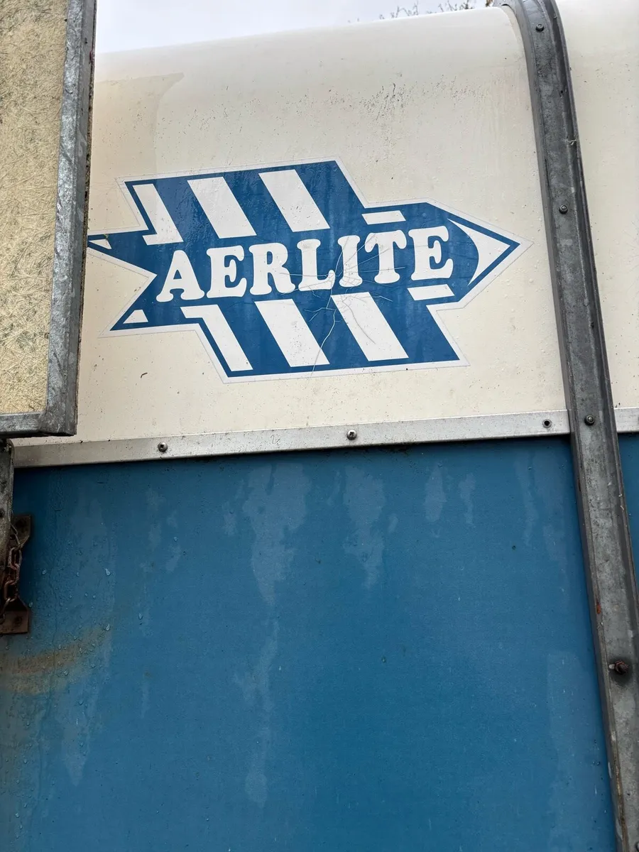 AERLITE DOUBLE HORSEBOX - Image 2