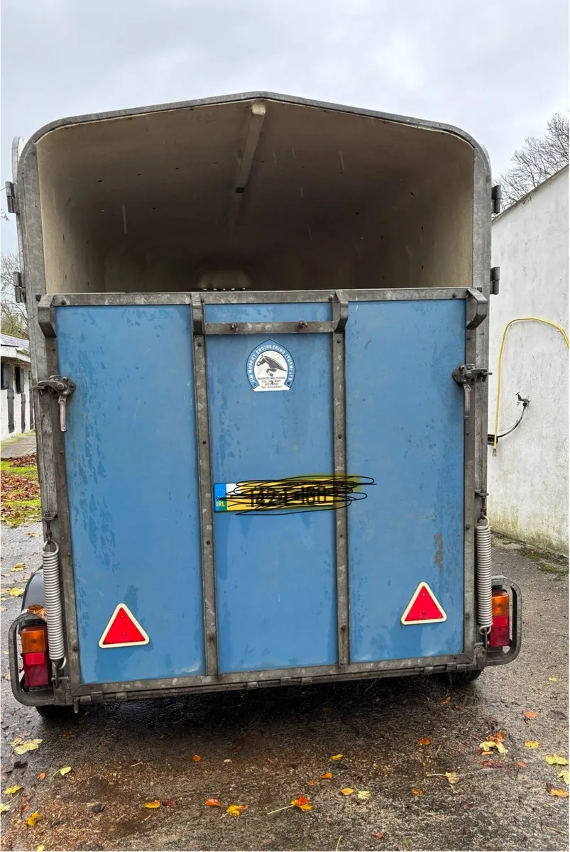 AERLITE DOUBLE HORSEBOX - Image 3