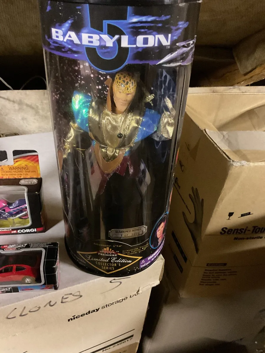 Babylon 5 no 1 of 3000 - Image 3