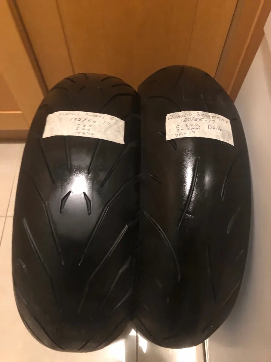 Tyres Pirelli 190/50-17 & Dunlop 180/55-17 - Image 1