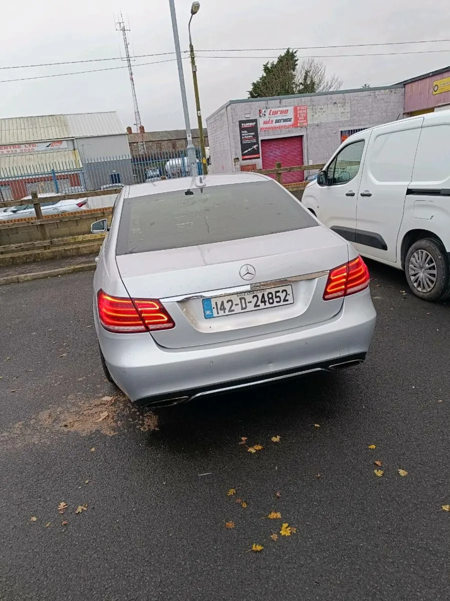 Mercedes-Benz E-Class 2014 - Image 4