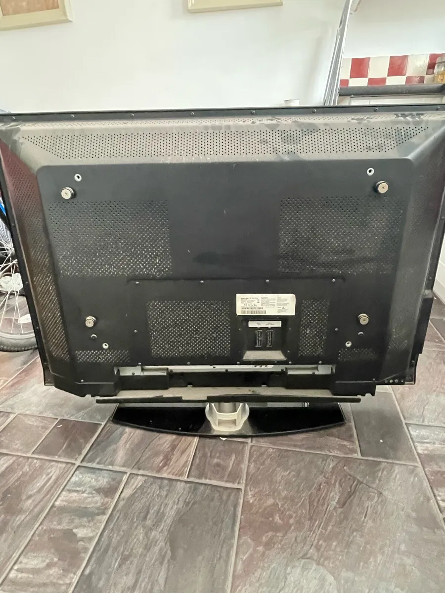 42” phillips tv - Image 4