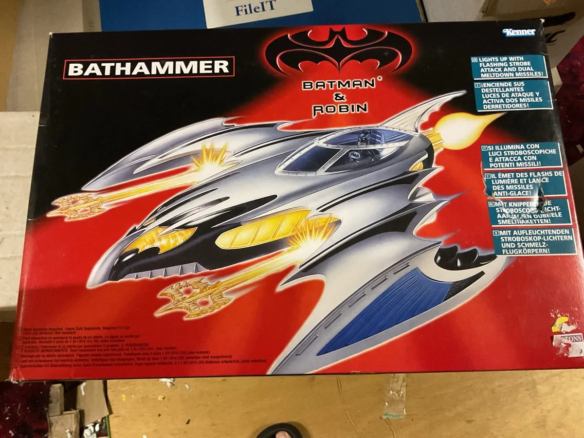Bat hammer vehicle - Image 1