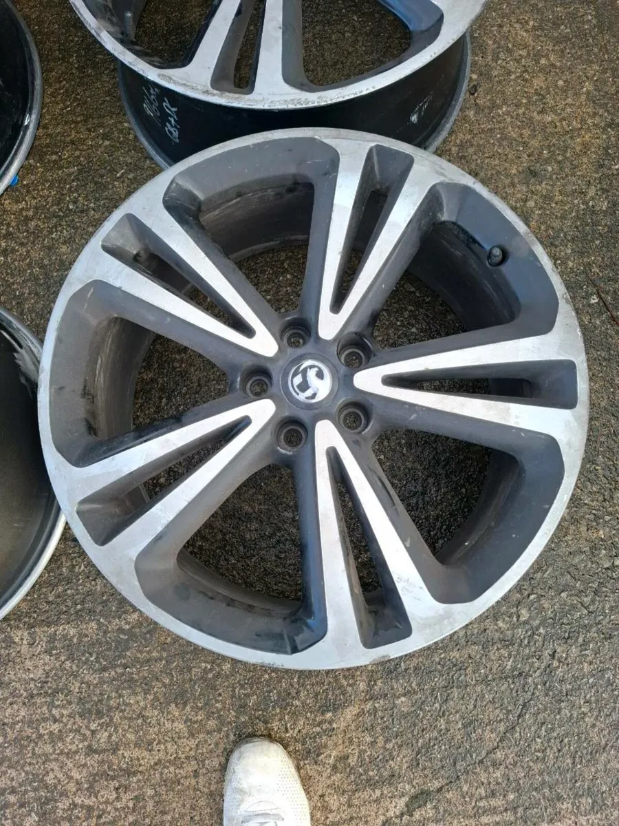 Vauxhall insignia alloy wheels - Image 4