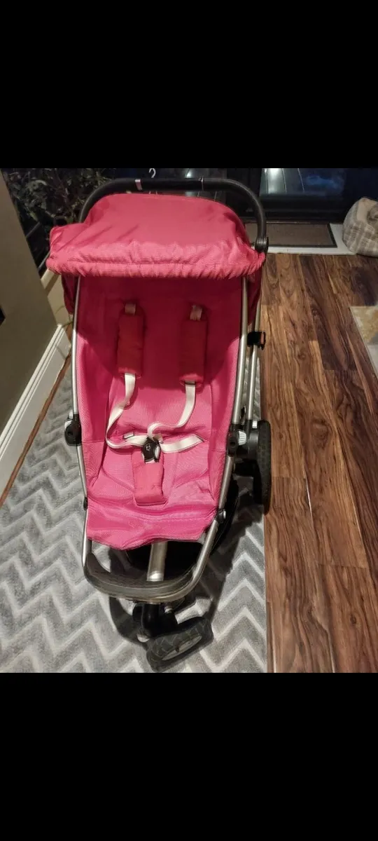 Buggy and extras - Image 1