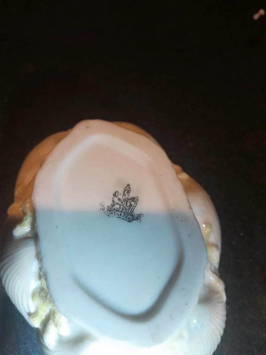 Belleek 1st period Clam Shells dish - Image 4